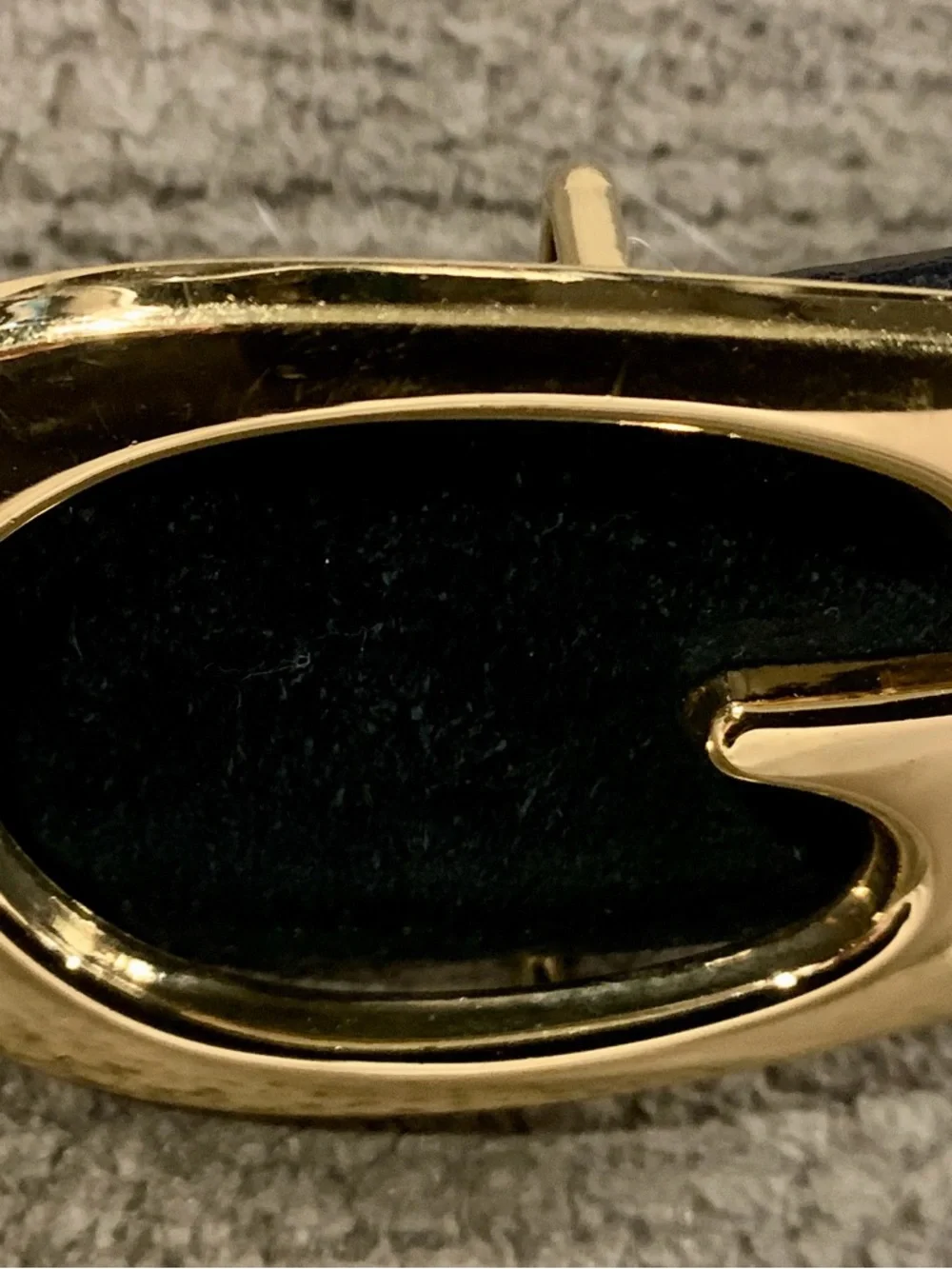 Gucci Black Suede Belt with Gold 'G' Buckle Accent. S30